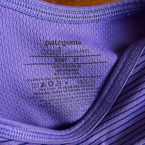 Patagonia purple capilene baselayer 2T - Picture 2 of 9
